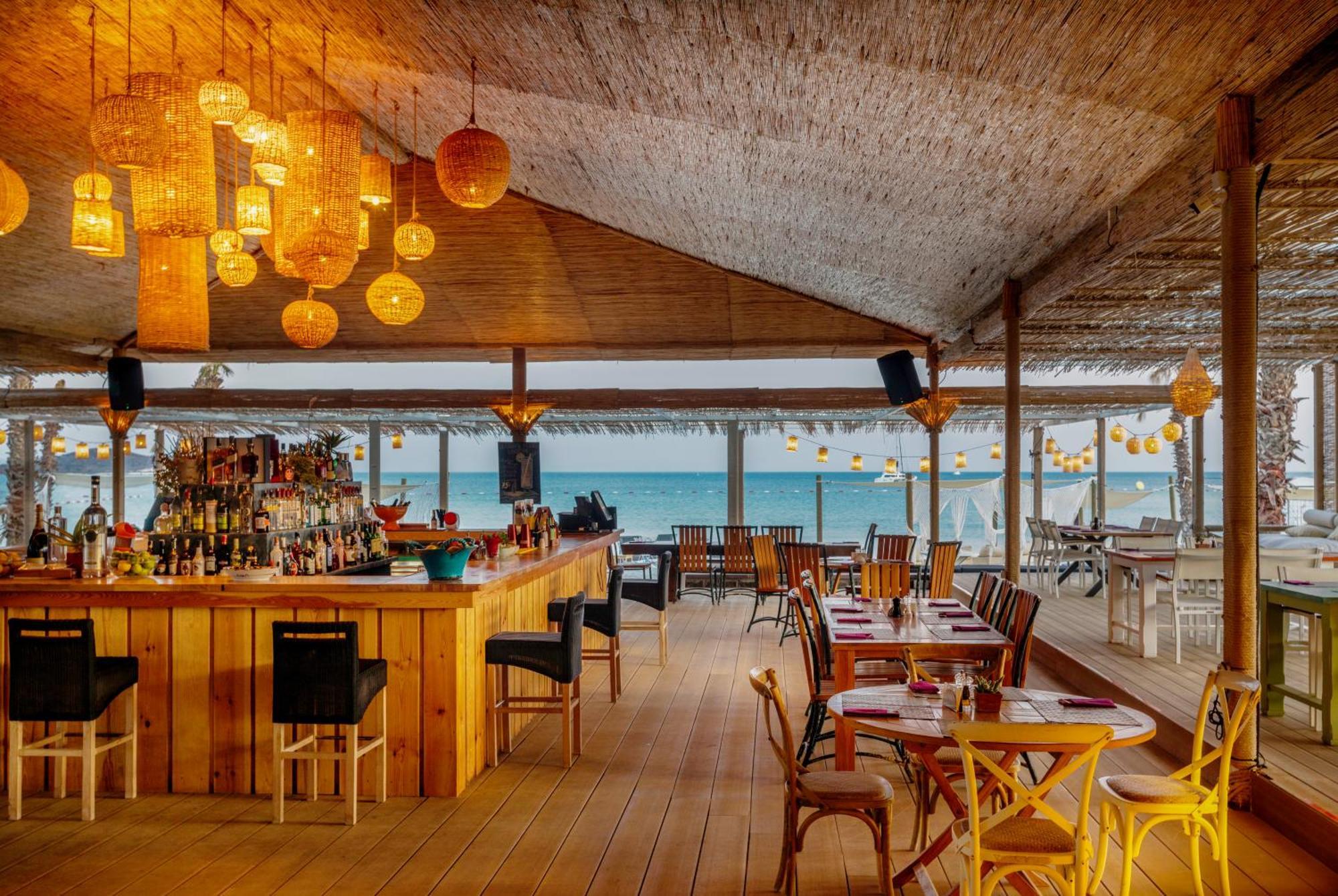 Alacati Beach Resort Экстерьер фото